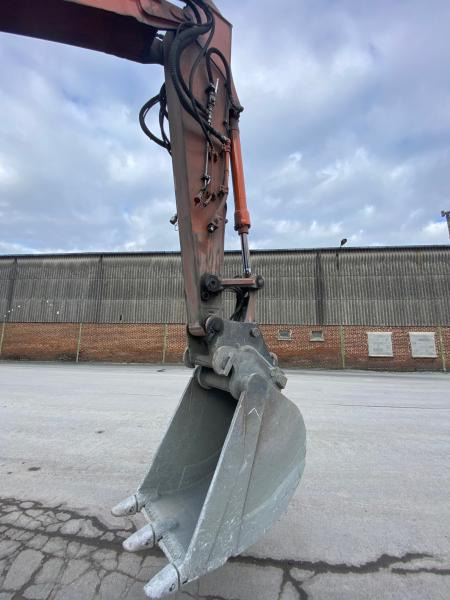 Excavator pe şenile HITACHI ZX 135US-7: Foto 20