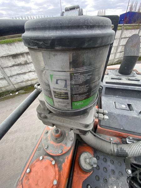 Excavator pe şenile HITACHI ZX 135US-7: Foto 27