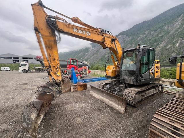 KATO HD 514MR-7 - Excavator pe şenile: Foto 1 KATO HD 514MR-7 - Excavator pe şenile: Foto 1
