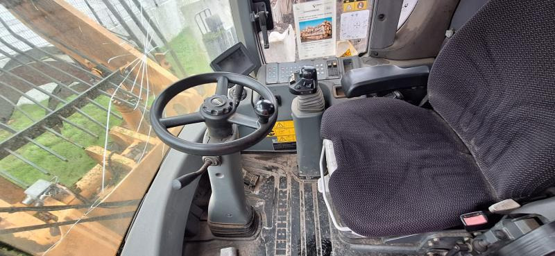 Liebherr L580 - Încărcător frontal pe pneuri: Foto 5 Liebherr L580 - Încărcător frontal pe pneuri: Foto 5