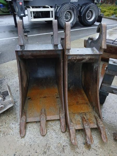 MECALAC EASY CONNECT 60 CM - Cupă excavator: Foto 1 MECALAC EASY CONNECT 60 CM - Cupă excavator: Foto 1