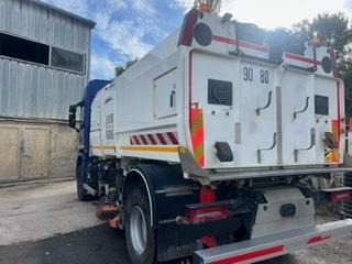 Scania G 360 - Măturătoare stradală: Foto 3 Scania G 360 - Măturătoare stradală: Foto 3