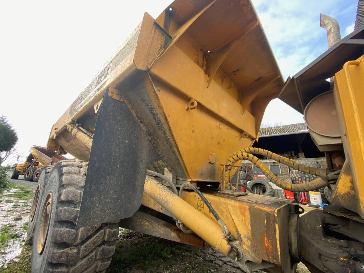 Camion articulat Volvo A 40: Foto 11