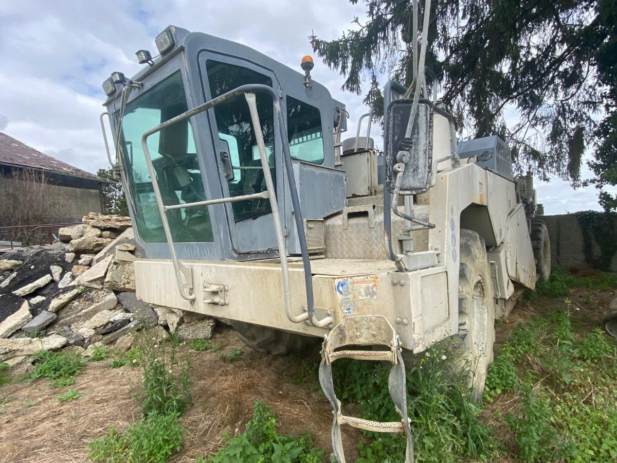 WIRTGEN WR 2400 - Stabilizator de sol: Foto 2 WIRTGEN WR 2400 - Stabilizator de sol: Foto 2