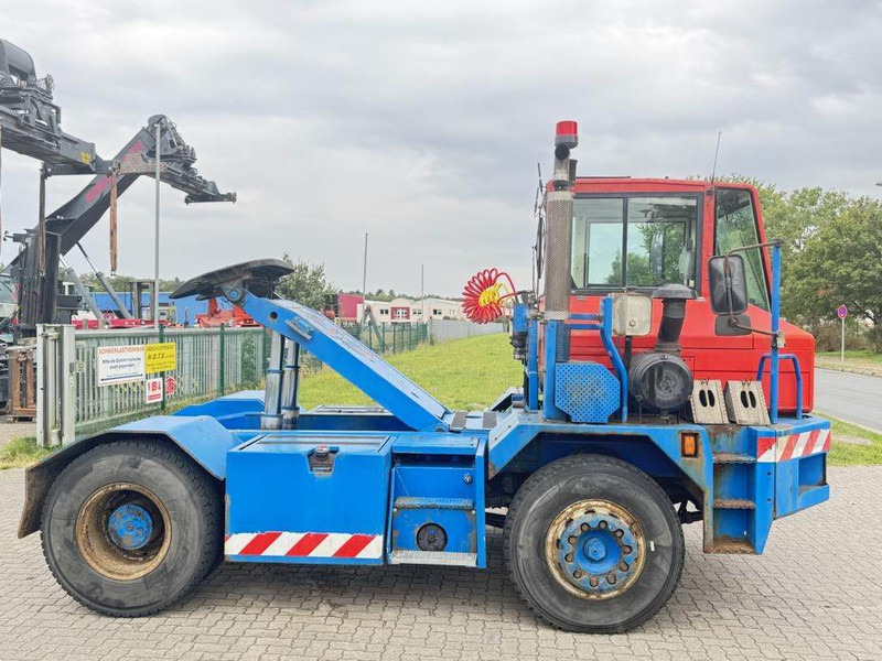 CVS Ferrari TT2516BV (4x2) - Tractor terminal: Foto 2 CVS Ferrari TT2516BV (4x2) - Tractor terminal: Foto 2