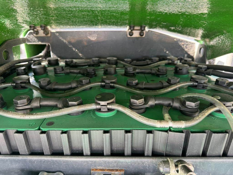 Combilift C4500ET/635D - Stivuitor lateral: Foto 5 Combilift C4500ET/635D - Stivuitor lateral: Foto 5