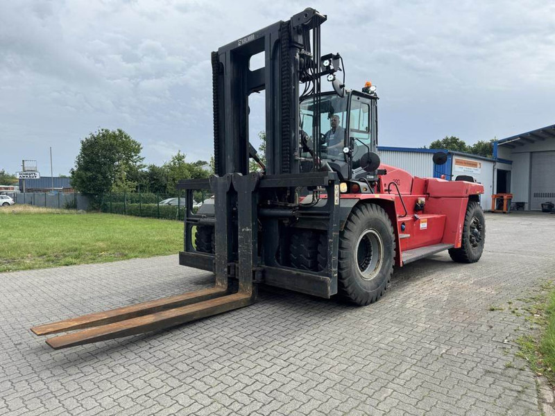 Kalmar DCG300-12LB - Stivuitor diesel: Foto 2 Kalmar DCG300-12LB - Stivuitor diesel: Foto 2