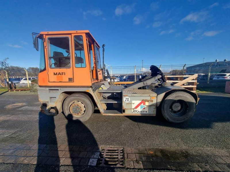 Mafi MT36 4x4DL - Tractor terminal: Foto 1 Mafi MT36 4x4DL - Tractor terminal: Foto 1