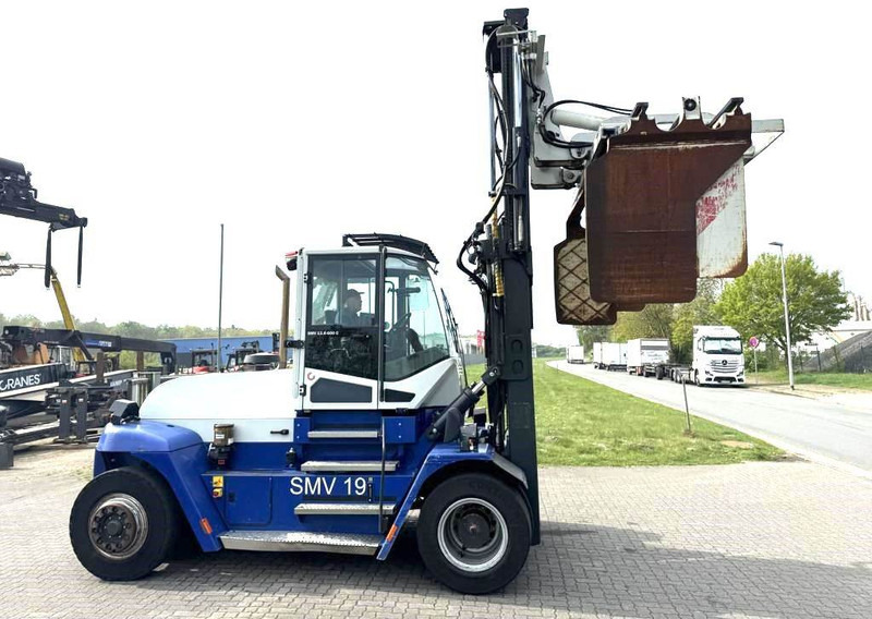 SMV 13,6-600C - Stivuitor diesel: Foto 2 SMV 13,6-600C - Stivuitor diesel: Foto 2