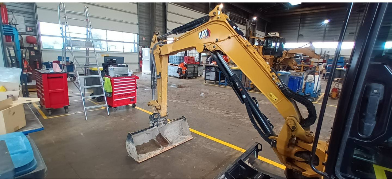 CAT 302.7 - Excavator pe şenile: Foto 2 CAT 302.7 - Excavator pe şenile: Foto 2