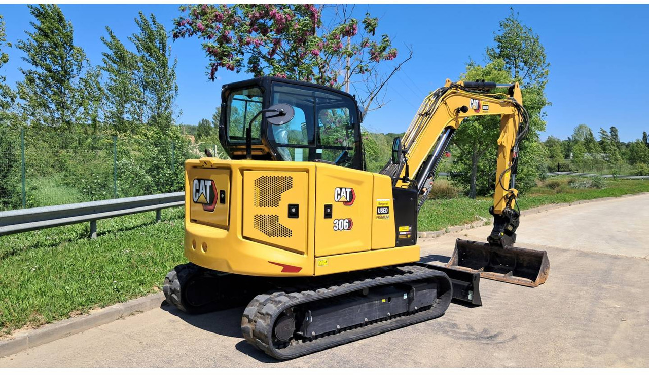 CAT 306 CR - Excavator pe şenile: Foto 3 CAT 306 CR - Excavator pe şenile: Foto 3