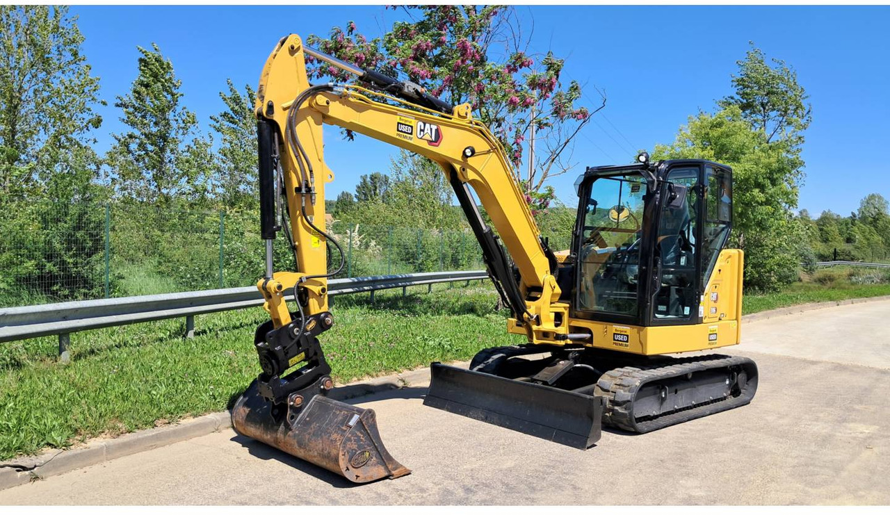 CAT 306 CR - Excavator pe şenile: Foto 1 CAT 306 CR - Excavator pe şenile: Foto 1