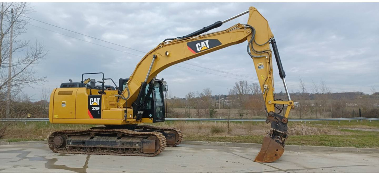 CAT 320F - Excavator pe şenile: Foto 2 CAT 320F - Excavator pe şenile: Foto 2