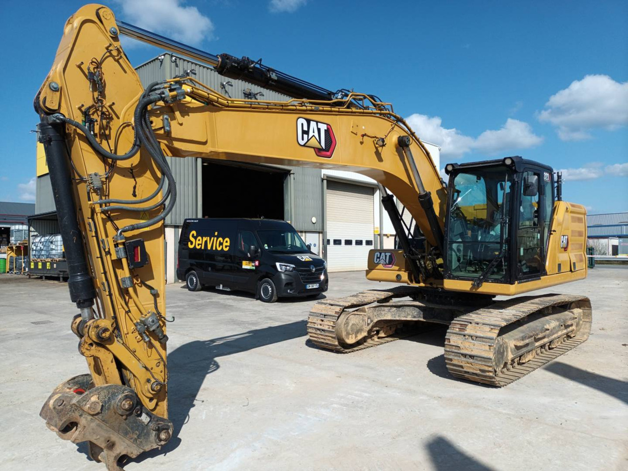 CAT 323 - Excavator pe şenile: Foto 1 CAT 323 - Excavator pe şenile: Foto 1