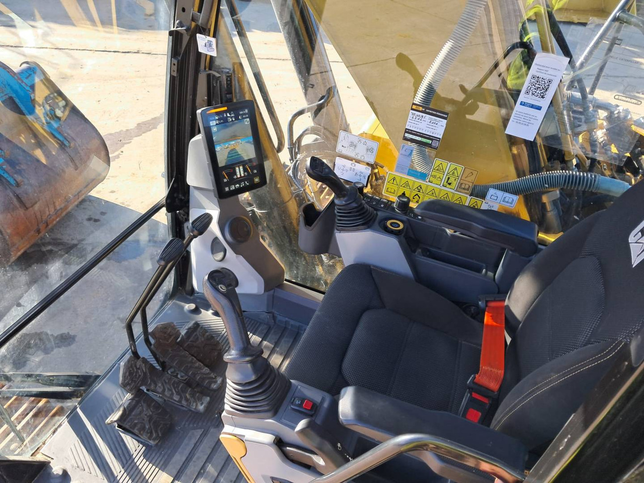 CAT 326 - Excavator pe şenile: Foto 4 CAT 326 - Excavator pe şenile: Foto 4