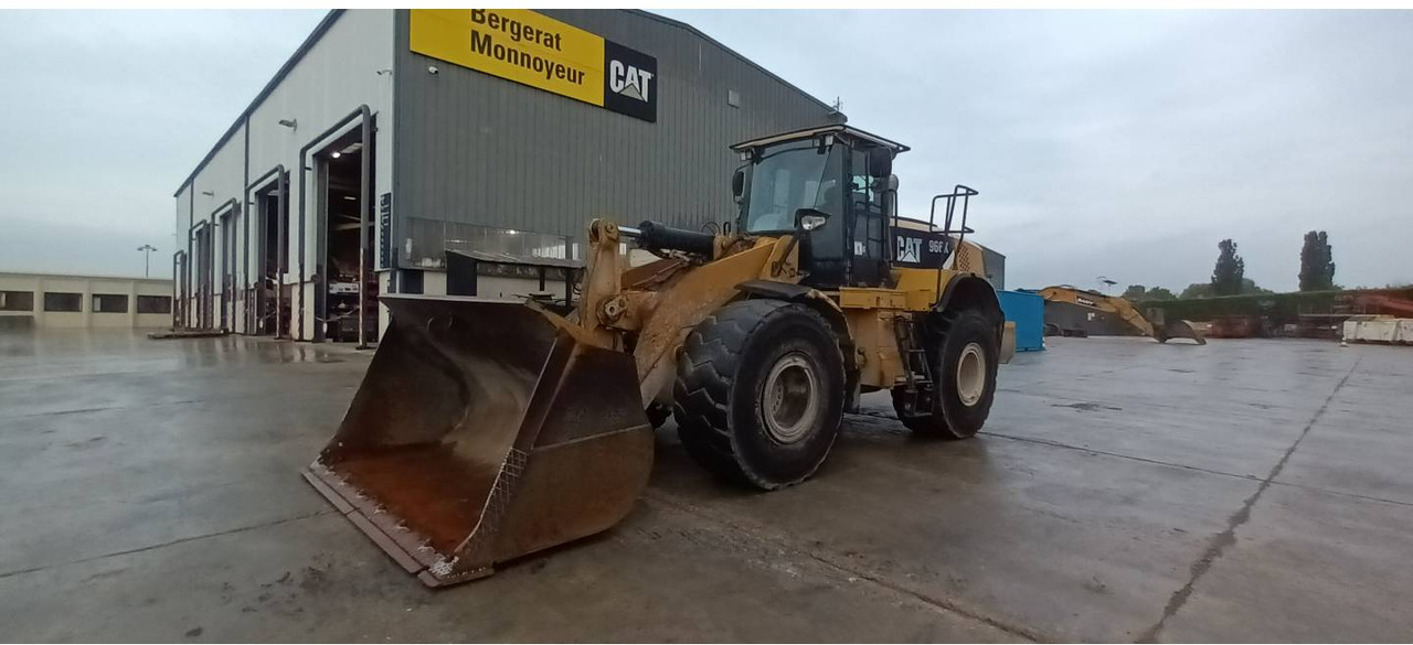 CAT 966K - Încărcător frontal pe pneuri: Foto 1 CAT 966K - Încărcător frontal pe pneuri: Foto 1