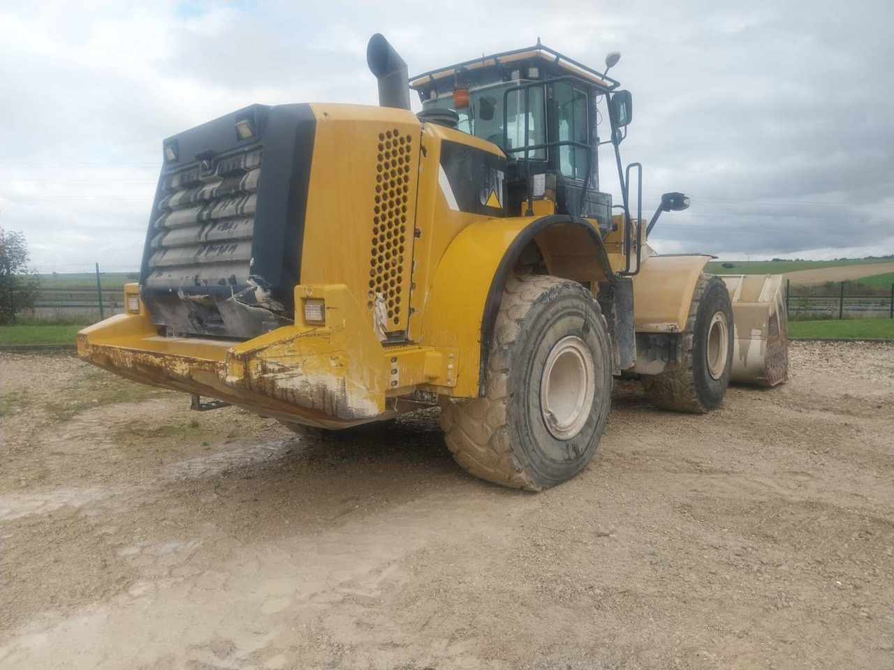 CAT 972K - Încărcător frontal pe pneuri: Foto 3 CAT 972K - Încărcător frontal pe pneuri: Foto 3
