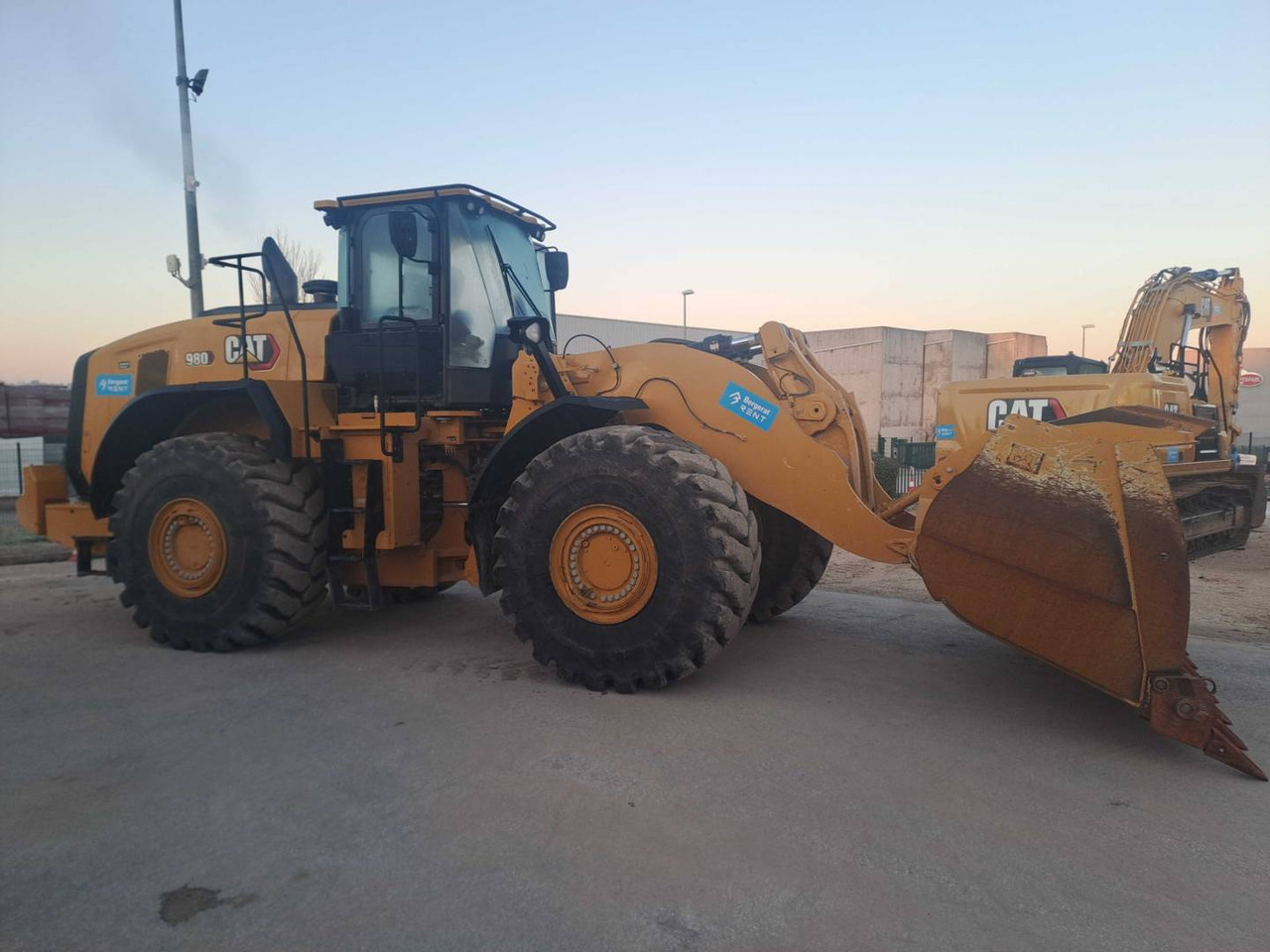 CAT 980 - Încărcător frontal pe pneuri: Foto 2 CAT 980 - Încărcător frontal pe pneuri: Foto 2