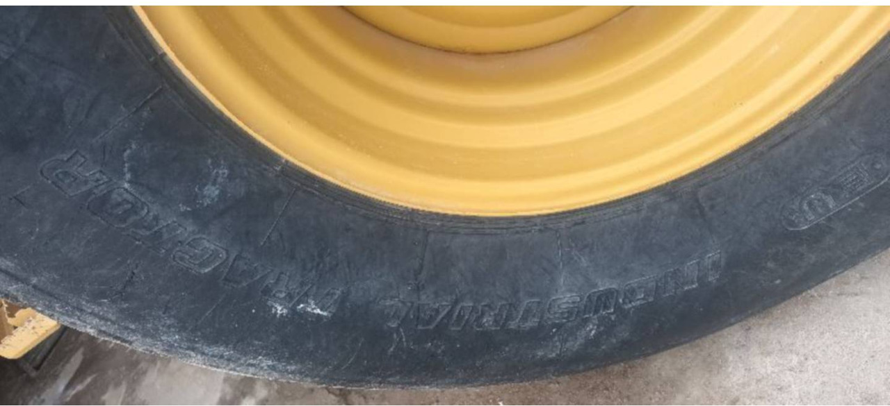 CAT CS74B 4F - Compactor: Foto 5 CAT CS74B 4F - Compactor: Foto 5