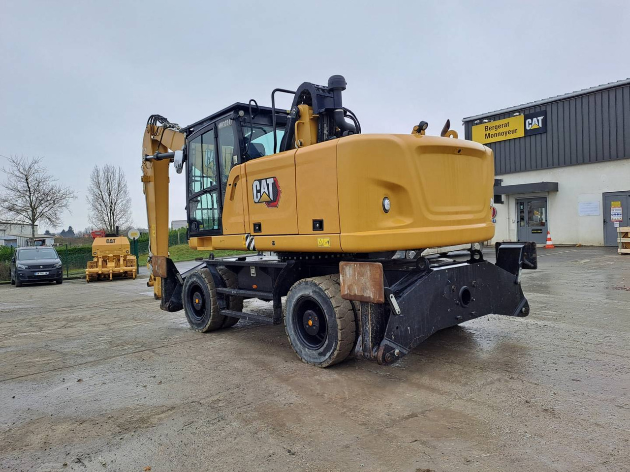 Excavator pe roţi CAT MH3024: Foto 6