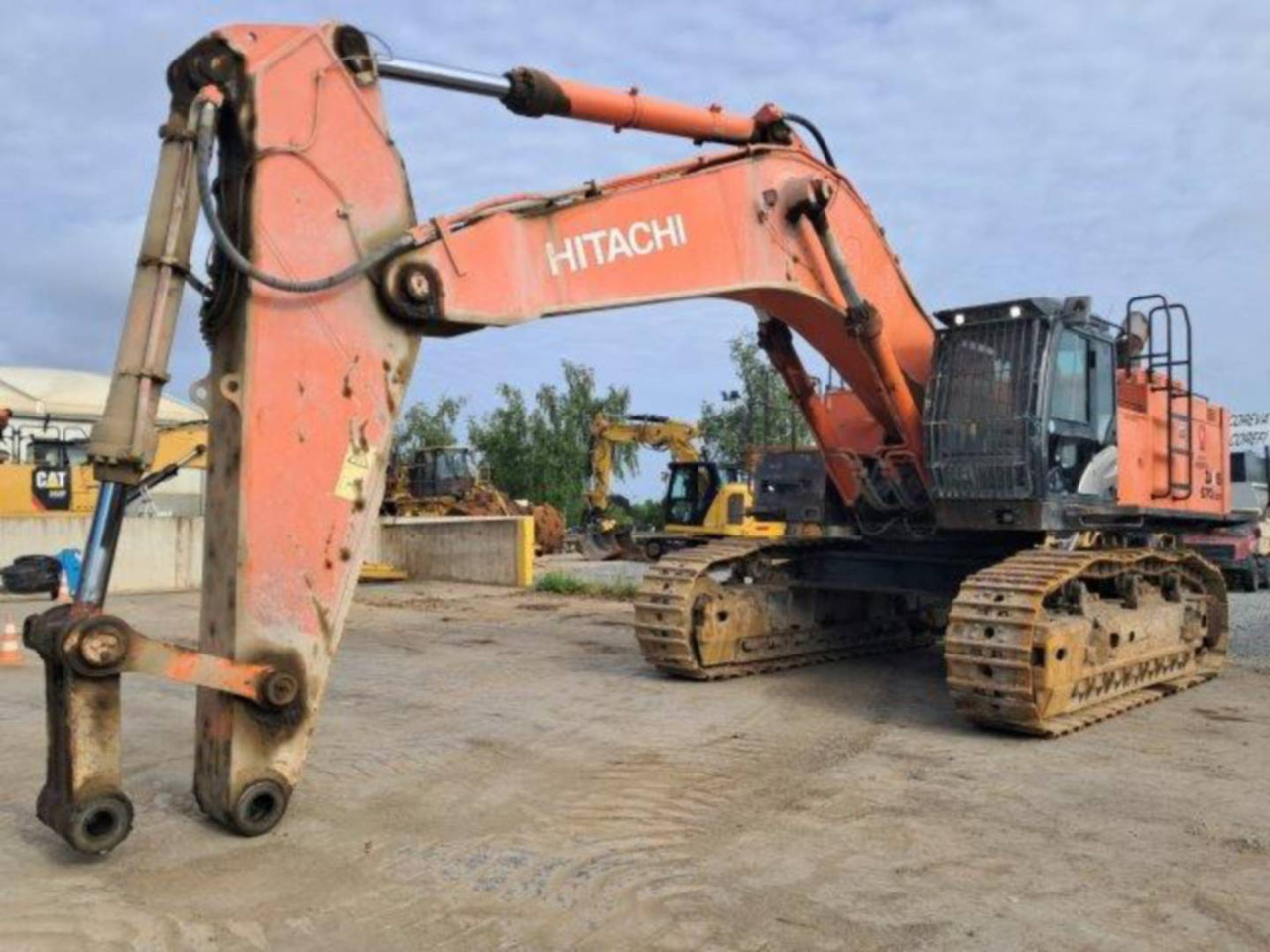 HITACHI ZX 670 45 - Excavator pe şenile: Foto 1 HITACHI ZX 670 45 - Excavator pe şenile: Foto 1