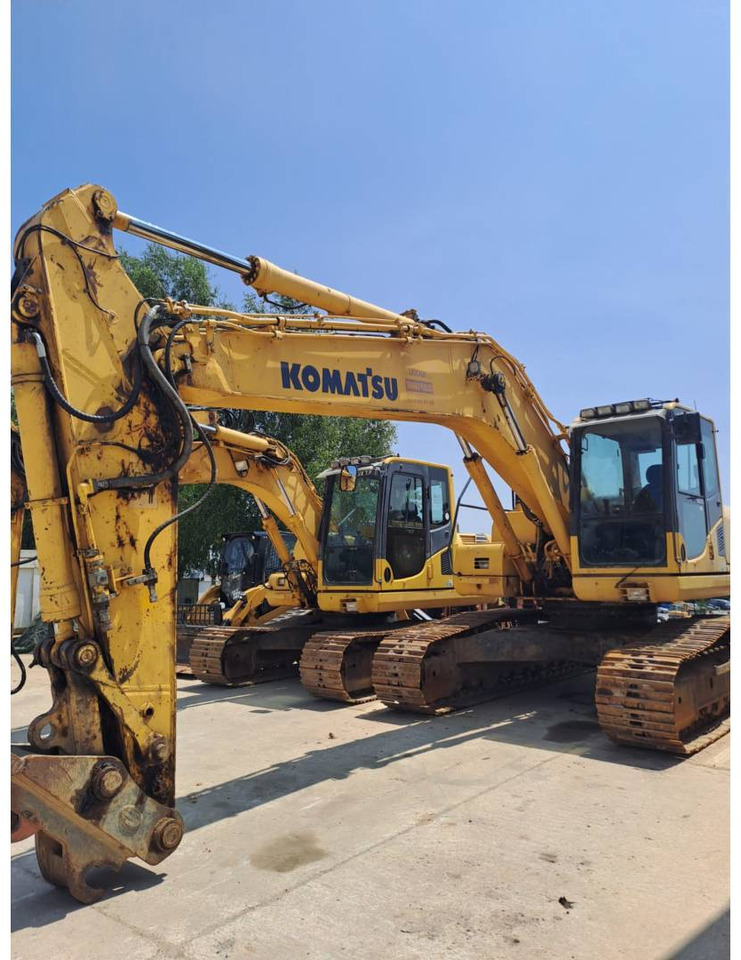 KOMATSU PC210LC - Excavator pe şenile: Foto 1 KOMATSU PC210LC - Excavator pe şenile: Foto 1