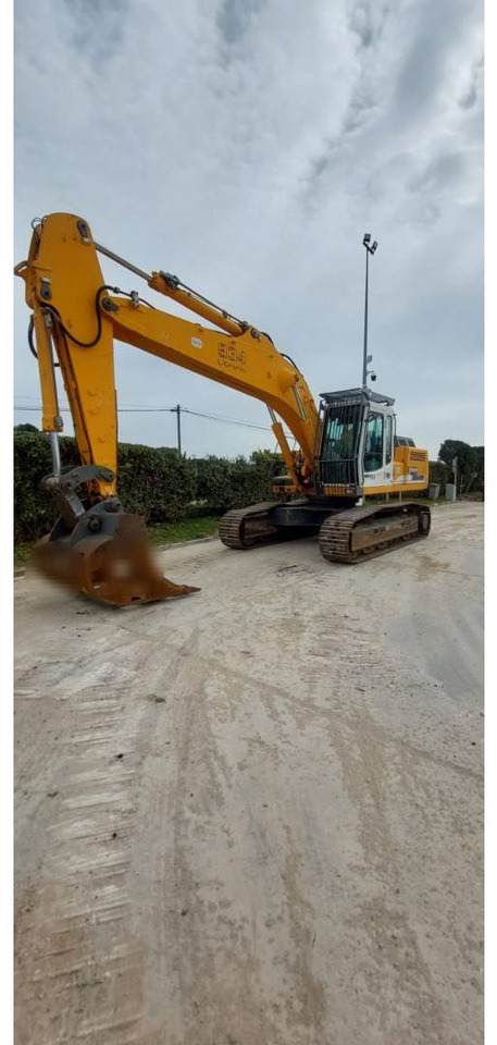 LIEBHERR R934B - Excavator pe şenile: Foto 4 LIEBHERR R934B - Excavator pe şenile: Foto 4