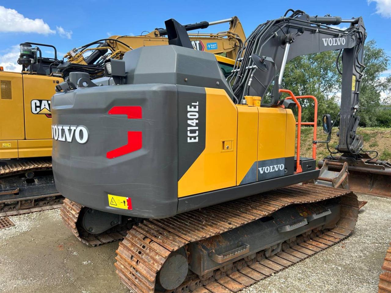 VOLVO CONSTRUCTION EQUIPMENT EC140 - Excavator pe şenile: Foto 3 VOLVO CONSTRUCTION EQUIPMENT EC140 - Excavator pe şenile: Foto 3