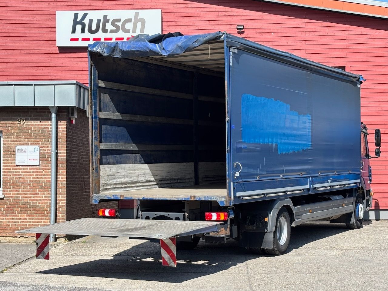 Mercedes-Benz Atego 1521L Pritschenwagen/Lbw. - Camion cu prelată: Foto 5 Mercedes-Benz Atego 1521L Pritschenwagen/Lbw. - Camion cu prelată: Foto 5