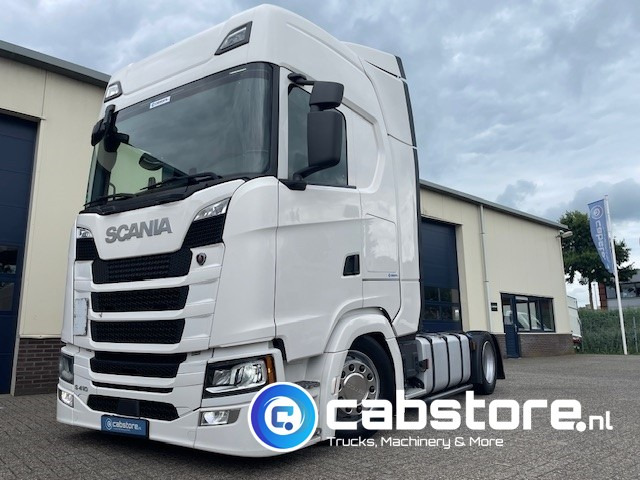 Scania S410 A 4x2 EB Euro 6 - MEGA VOLUME - RETARDER - Bouwjaar 2018 - S-Highline - Km 817.924 - Differentieelslot - Cap tractor: Foto 1 Scania S410 A 4x2 EB Euro 6 - MEGA VOLUME - RETARDER - Bouwjaar 2018 - S-Highline - Km 817.924 - Differentieelslot - Cap tractor: Foto 1