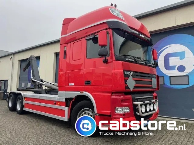 DAF XF 105 .460 FAS Euro 5 - Haakarmsysteem - Hooklift - Abrolkipper - Year 2006 - ANALOG TACHO - TUV 05-2025 - Camion cu cârlig: Foto 1 DAF XF 105 .460 FAS Euro 5 - Haakarmsysteem - Hooklift - Abrolkipper - Year 2006 - ANALOG TACHO - TUV 05-2025 - Camion cu cârlig: Foto 1
