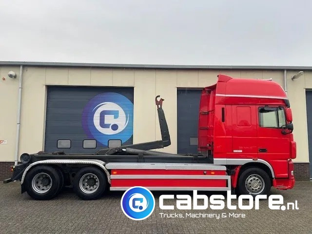 DAF XF 105 .460 FAS Euro 5 - Haakarmsysteem - Hooklift - Abrolkipper - Year 2006 - ANALOG TACHO - TUV 05-2025 - Camion cu cârlig: Foto 5 DAF XF 105 .460 FAS Euro 5 - Haakarmsysteem - Hooklift - Abrolkipper - Year 2006 - ANALOG TACHO - TUV 05-2025 - Camion cu cârlig: Foto 5