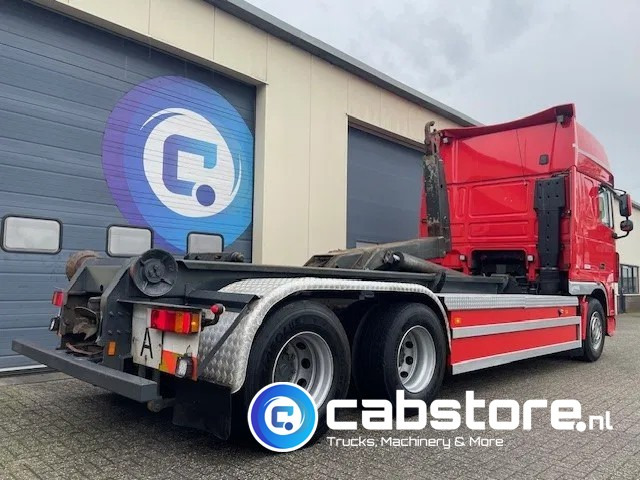 DAF XF 105 .460 FAS Euro 5 - Haakarmsysteem - Hooklift - Abrolkipper - Year 2006 - ANALOG TACHO - TUV 05-2025 - Camion cu cârlig: Foto 3 DAF XF 105 .460 FAS Euro 5 - Haakarmsysteem - Hooklift - Abrolkipper - Year 2006 - ANALOG TACHO - TUV 05-2025 - Camion cu cârlig: Foto 3