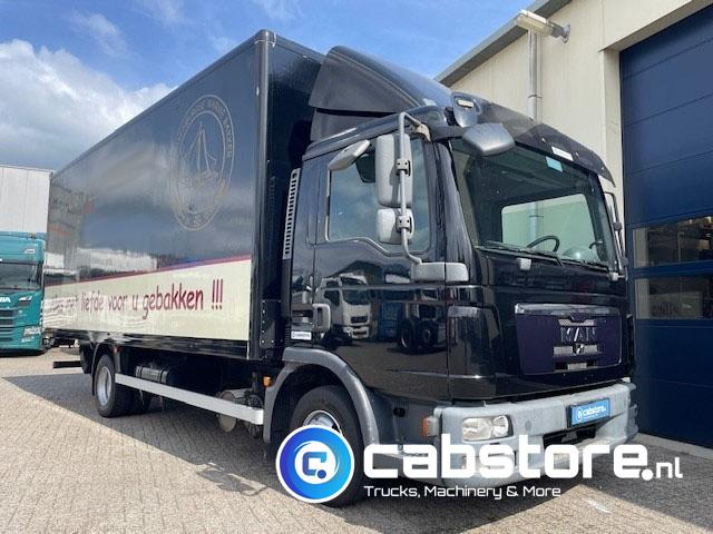 MAN TGL 8.180 4X2 BB Euro 5 - Handgeschakelde versnellingsbak - Laadklep - Bouwjaar 2010 - 3 zitplaatsen - Camion furgon: Foto 2 MAN TGL 8.180 4X2 BB Euro 5 - Handgeschakelde versnellingsbak - Laadklep - Bouwjaar 2010 - 3 zitplaatsen - Camion furgon: Foto 2