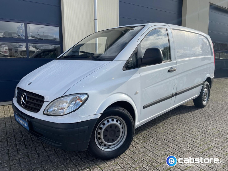 Mercedes-Benz Vito 109 CDI Panal Van - Gesloten bestelwagen - Bouwjaar 2006 - Trekhaak - Autoutilitară compactă: Foto 2 Mercedes-Benz Vito 109 CDI Panal Van - Gesloten bestelwagen - Bouwjaar 2006 - Trekhaak - Autoutilitară compactă: Foto 2