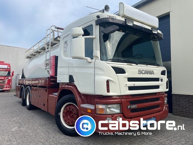 Scania P 380 B 6X2*4 HNA - RETARDER - Tankwagen olie - Olietank - ADR - 16.920 liter - Bouwjaar 2007 - Km 881.924 - Camion cisternă: Foto 1 Scania P 380 B 6X2*4 HNA - RETARDER - Tankwagen olie - Olietank - ADR - 16.920 liter - Bouwjaar 2007 - Km 881.924 - Camion cisternă: Foto 1