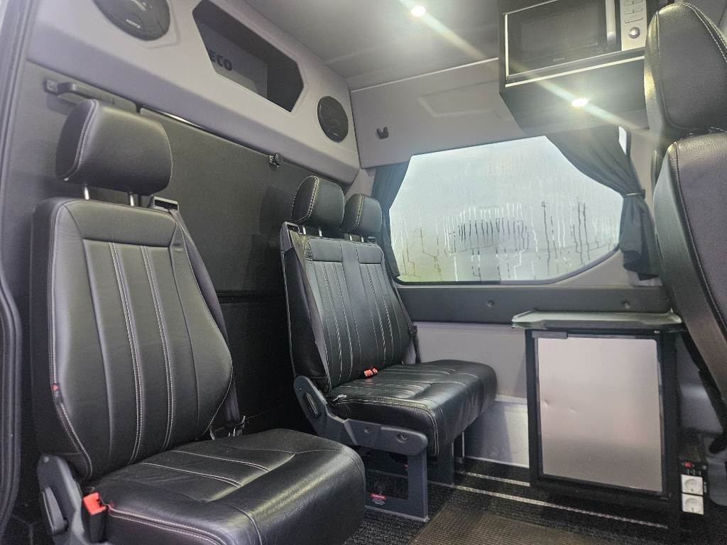 Dubă Iveco Daily 35S21A8 5hlö retkis: Foto 6 Dubă Iveco Daily 35S21A8 5hlö retkis: Foto 6