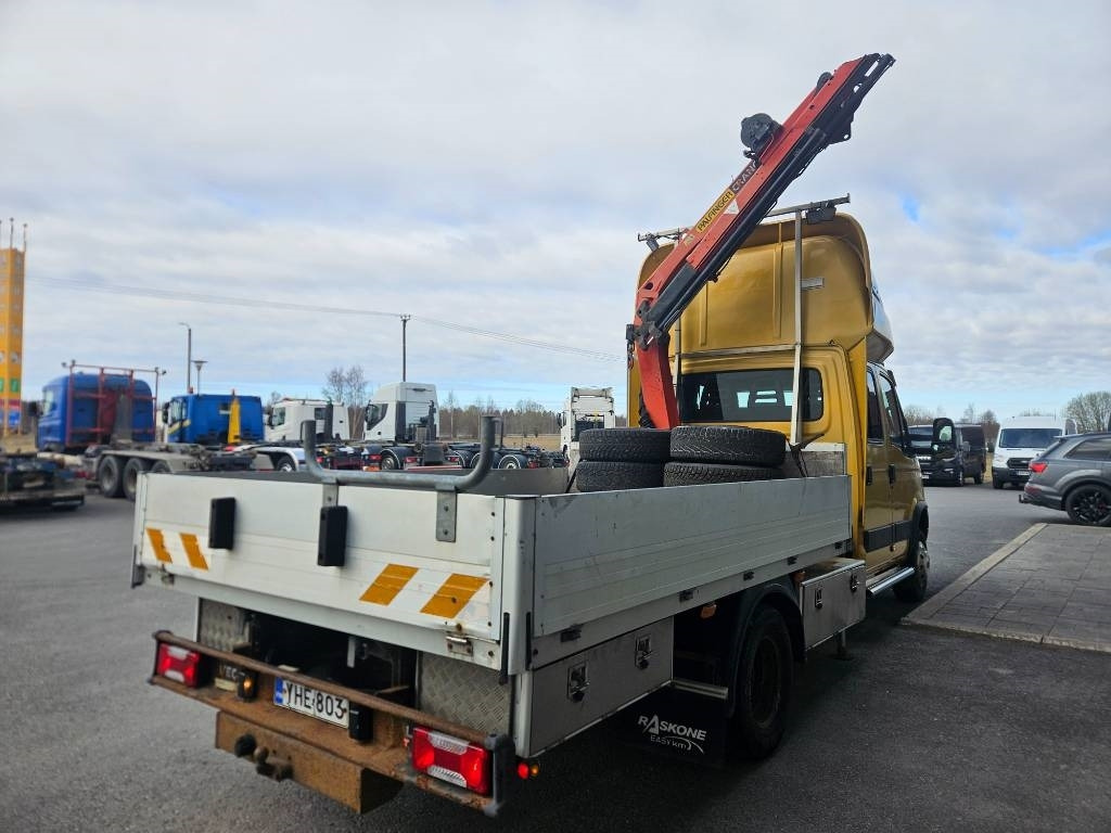 Iveco Daily 65C18 D Palfinger PK3700+ makuuohjaamo - Autoutilitară cu platformă: Foto 4 Iveco Daily 65C18 D Palfinger PK3700+ makuuohjaamo - Autoutilitară cu platformă: Foto 4