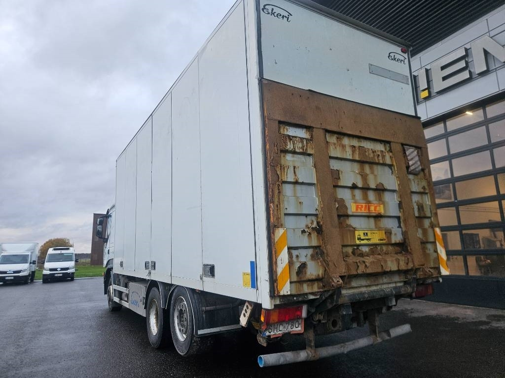 Iveco Stralis 6x2 - Camion furgon: Foto 4 Iveco Stralis 6x2 - Camion furgon: Foto 4