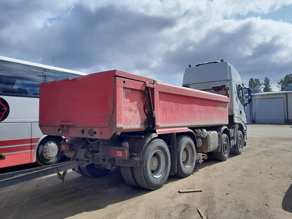 Iveco Stralis X-Way 350X57 - Camion basculantă: Foto 4 Iveco Stralis X-Way 350X57 - Camion basculantă: Foto 4