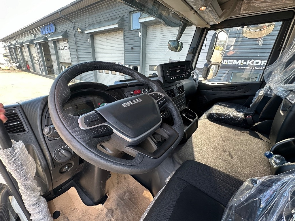 Camion şasiu nou Iveco T-Way 410T510 8x4: Foto 16