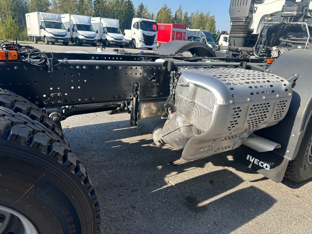 Camion şasiu nou Iveco T-Way 410T510 8x4: Foto 9