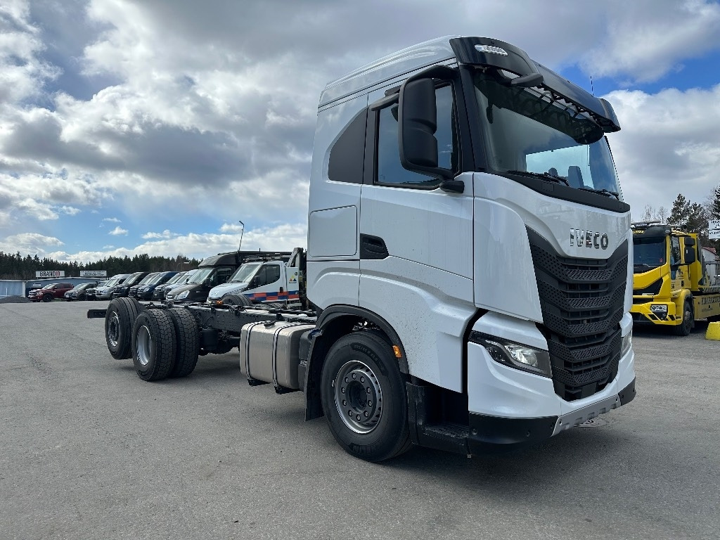 Iveco X-Way AS260X530 heti toimitukseen - Camion şasiu: Foto 3 Iveco X-Way AS260X530 heti toimitukseen - Camion şasiu: Foto 3