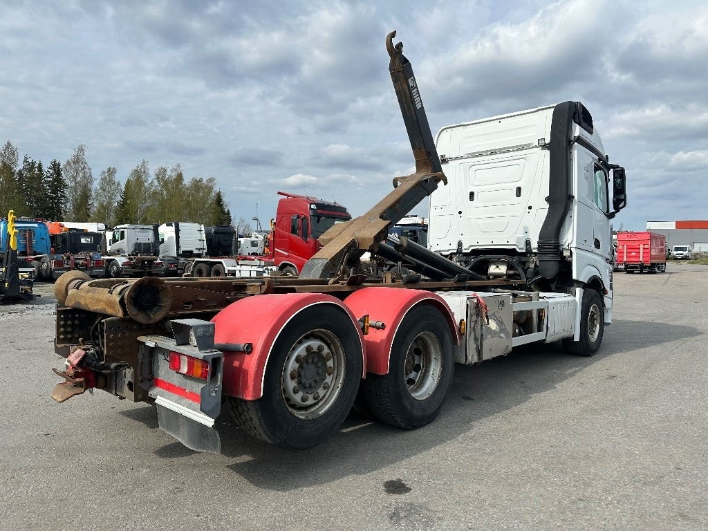 Mercedes-Benz Actros 2551 6x2*4 - Camion cu cârlig: Foto 4 Mercedes-Benz Actros 2551 6x2*4 - Camion cu cârlig: Foto 4