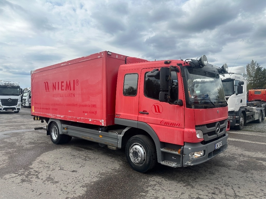 Mercedes-Benz Atego 1324L - Camion furgon: Foto 2 Mercedes-Benz Atego 1324L - Camion furgon: Foto 2