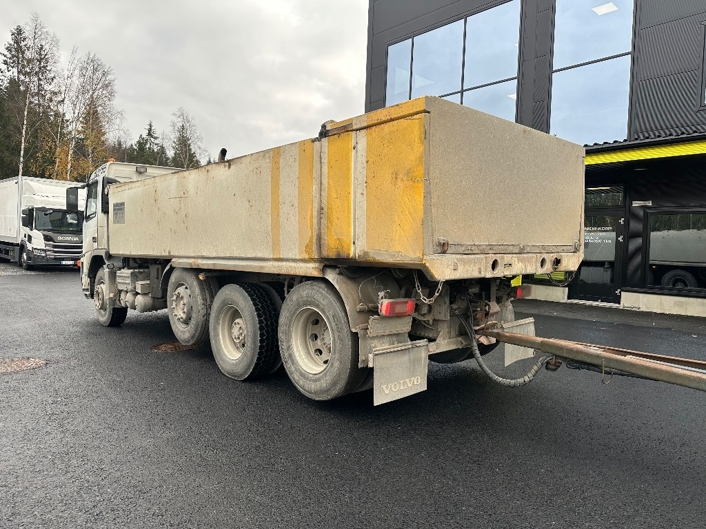 Volvo FH 12 420 8x2 + pv - Camion basculantă: Foto 4 Volvo FH 12 420 8x2 + pv - Camion basculantă: Foto 4