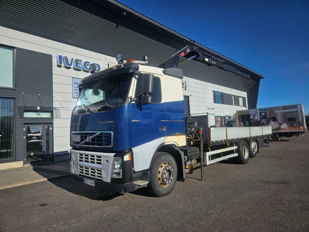 Volvo FH12 6x2 Hiab 166 kympitys 2029 asti  - Camion cu macara: Foto 1 Volvo FH12 6x2 Hiab 166 kympitys 2029 asti  - Camion cu macara: Foto 1