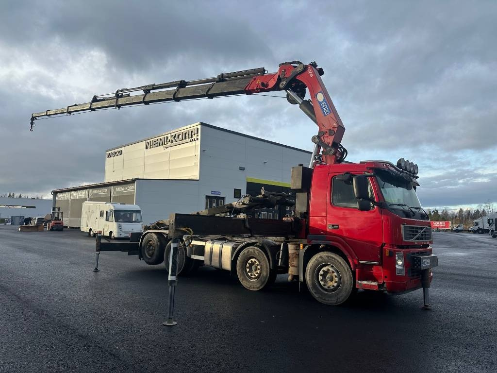 Volvo FM13. HMF 6020-K8 - Camion cu macara: Foto 1 Volvo FM13. HMF 6020-K8 - Camion cu macara: Foto 1