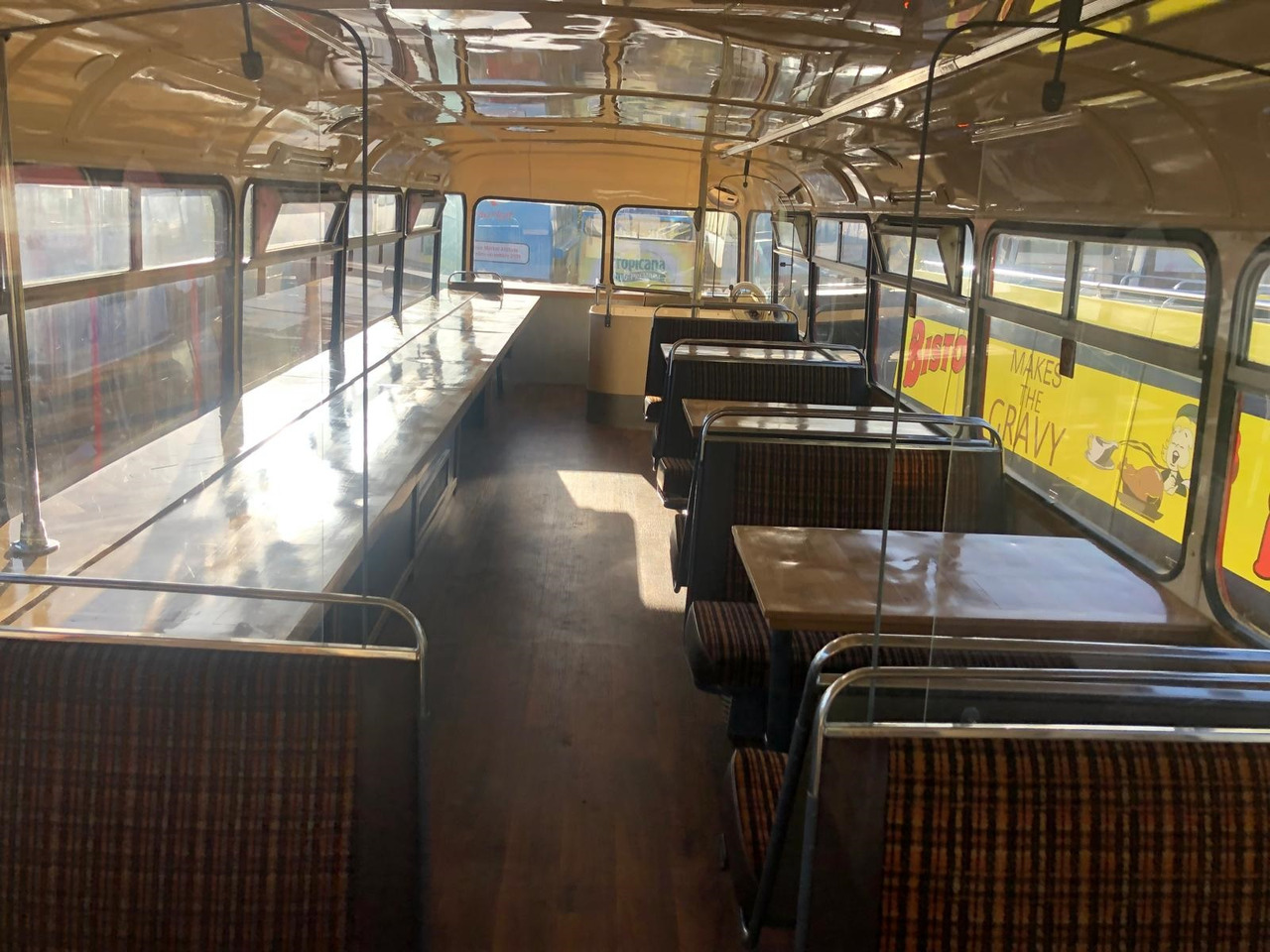 Bristol MOBILE BAR CAFE or RESTAURANT - Autobuz supraetajat: Foto 4 Bristol MOBILE BAR CAFE or RESTAURANT - Autobuz supraetajat: Foto 4