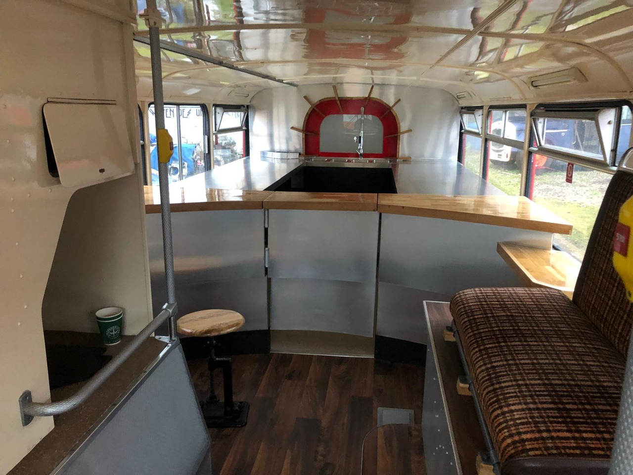 Bristol MOBILE BAR CAFE or RESTAURANT - Autobuz supraetajat: Foto 5 Bristol MOBILE BAR CAFE or RESTAURANT - Autobuz supraetajat: Foto 5